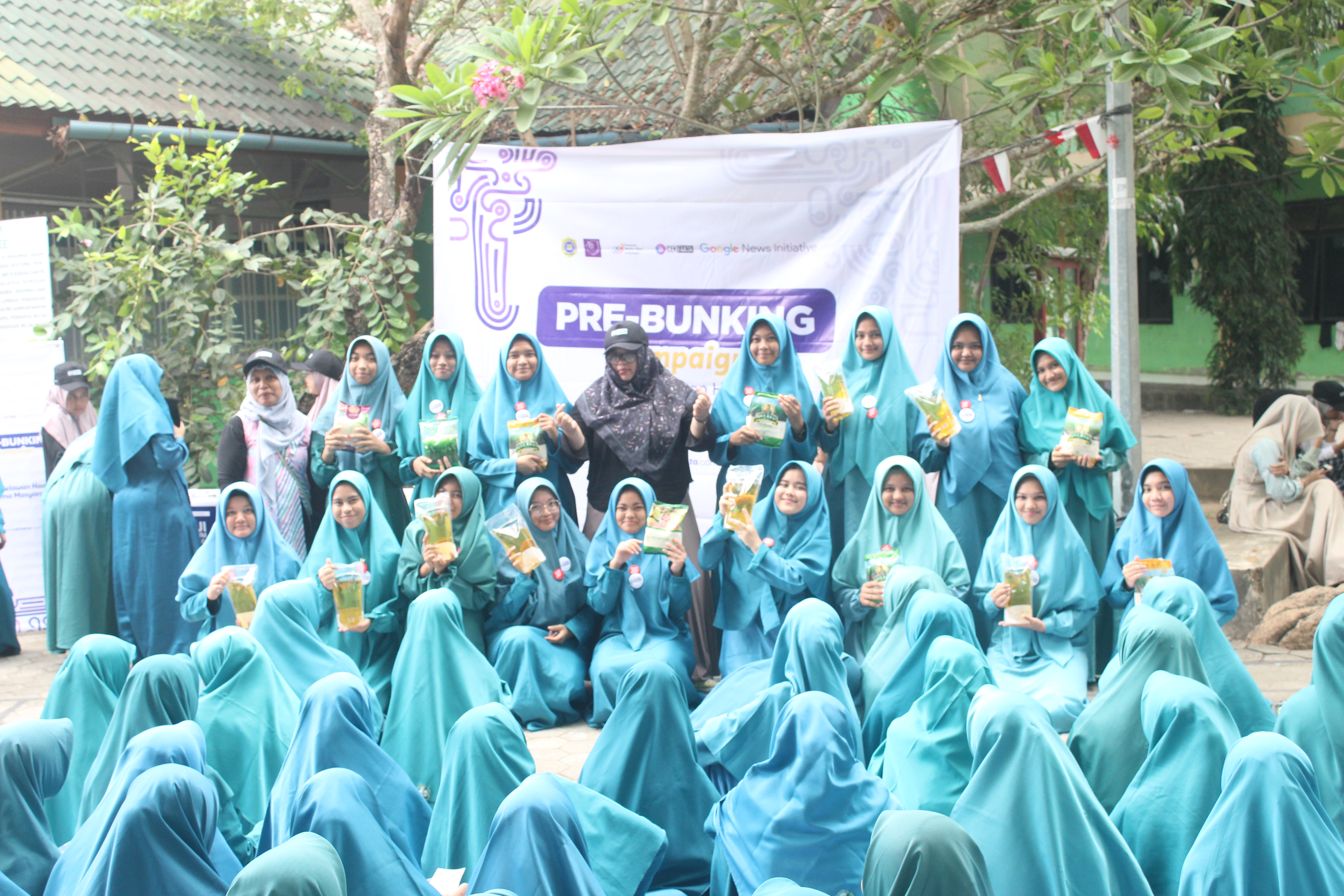 Mafindo Aceh Gelar kampanye Prebunking Bersama Santri Dayah Darul Ihsan Siem Aceh Besar
